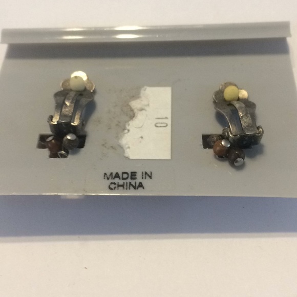 FINAL MARKDOWN LOVELY New clip on earrings - Picture 2 of 2